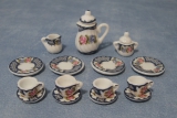 Tee-Set mit Blumenmuster Heavy Floral Tea Set